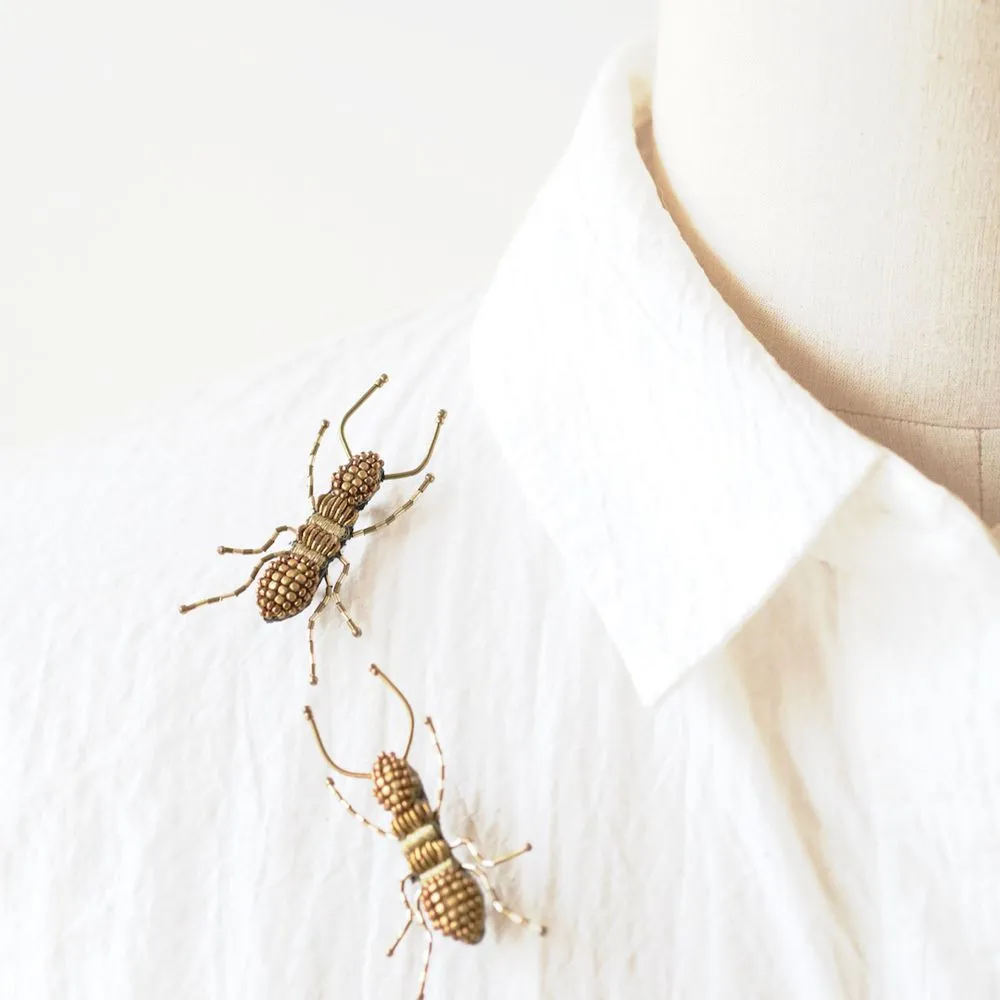 Gold ant brooch pin