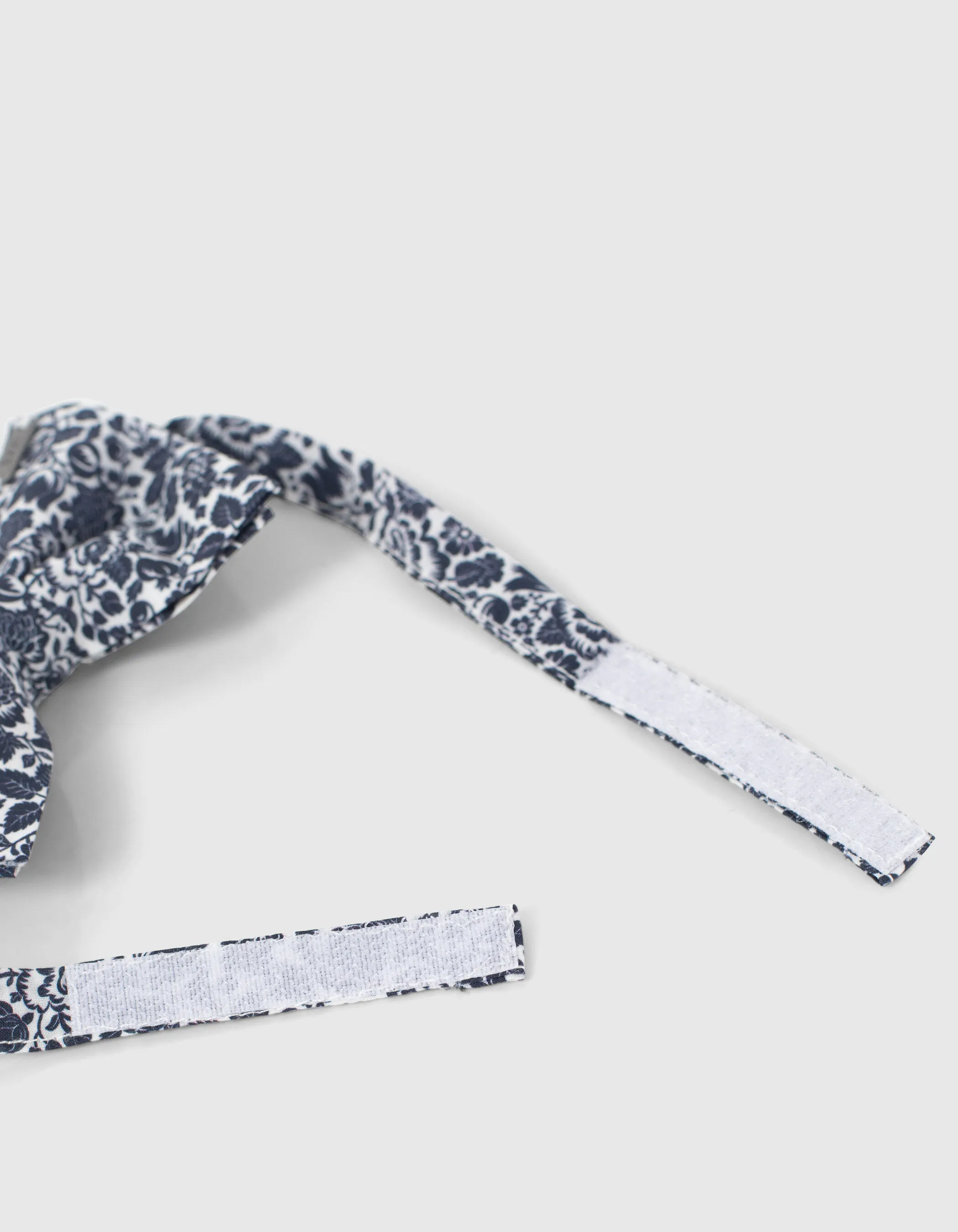 Nœud papillon bleu calanque tissu Liberty garçon 