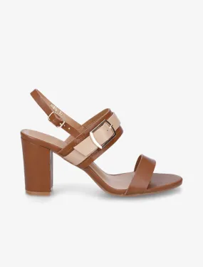 Sandales à talon et double boucles